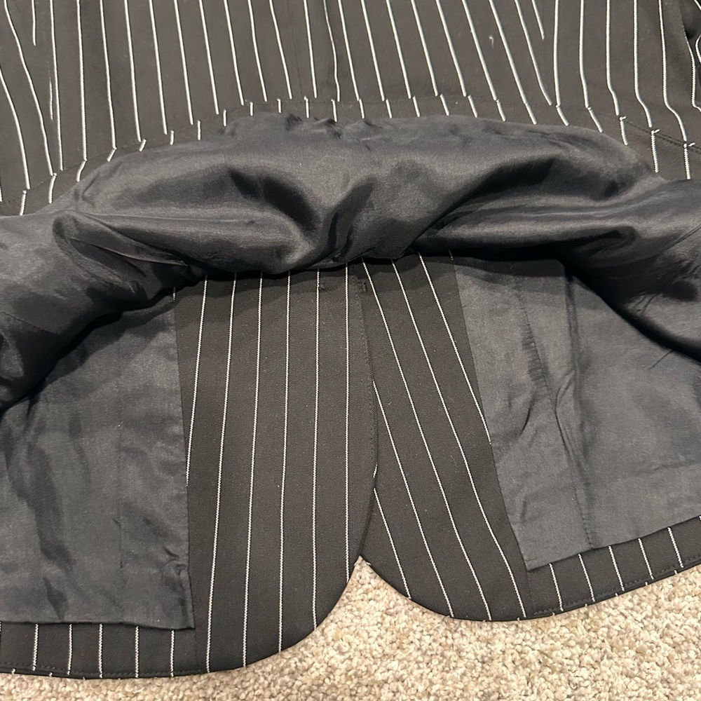 Lauren Ralph Lauren Black Pinstripe Blazer - Picture 13 of 15